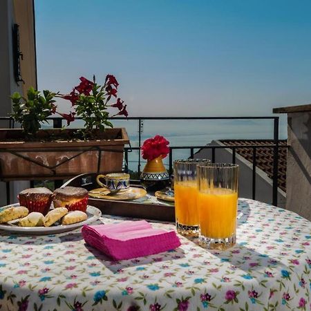 Casa Rosaria Amalfi Coast Bed & Breakfast Vietri Bagian luar foto